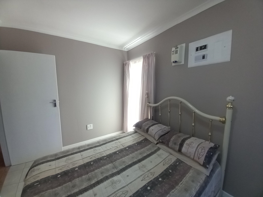 To Let 3 Bedroom Property for Rent in Bonnie Brae Western Cape